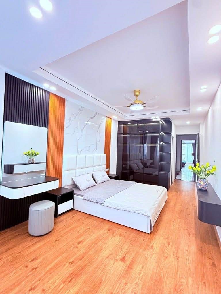 B.Á.N NHÀ HOÀNG CẦU 80m2 x 7T THANG MÁY_Ô TÔ NGÕ THÔNG_GẦN PHỐ_NHÀ MỚI ĐẸP_hơn 25 tỷ